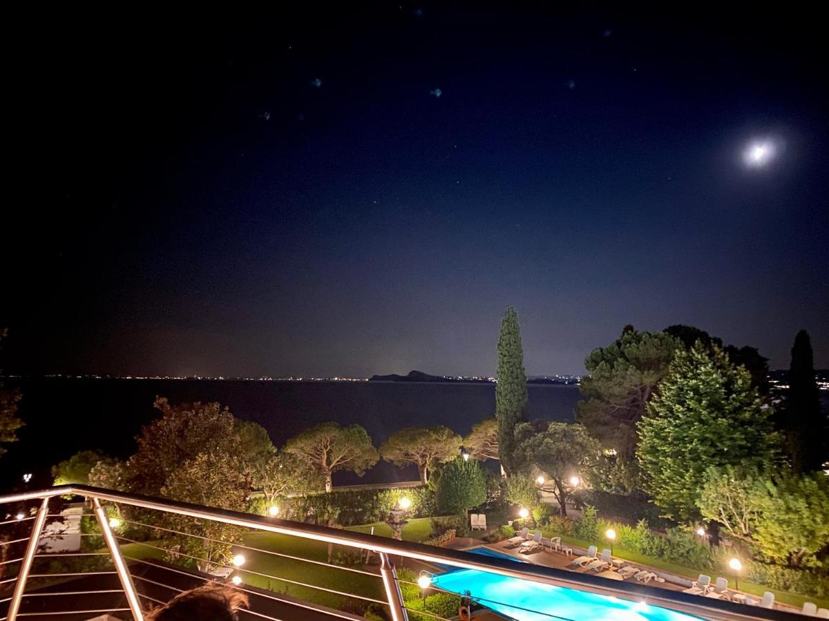 Appartamento 23 - Bilocale Vista Lago トスコラーノ・マデルノ エクステリア 写真